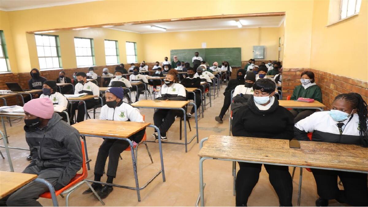 Image of pupils sitting in a classroom