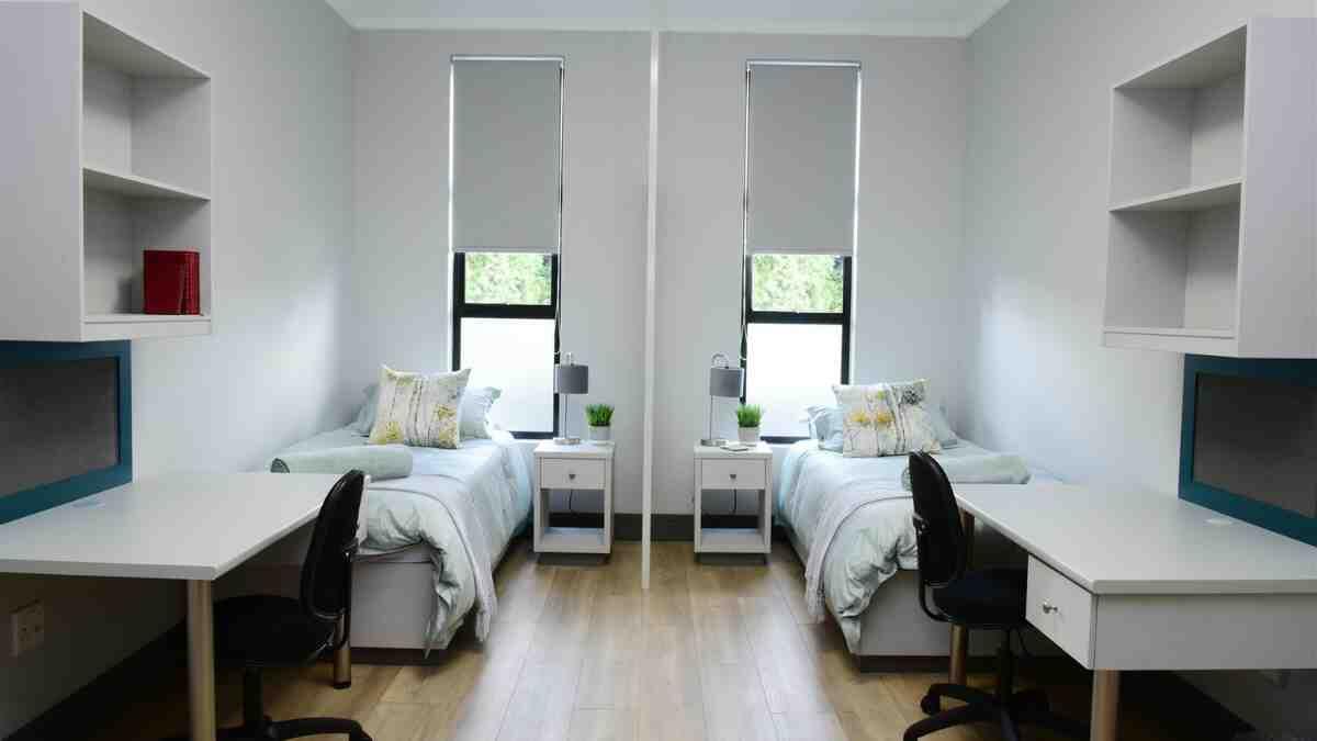 Isa Ladies Residence