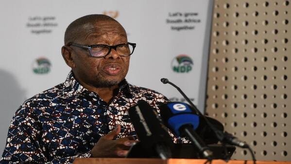 Blade reveals how Home Affairs verifies NSFAS student details