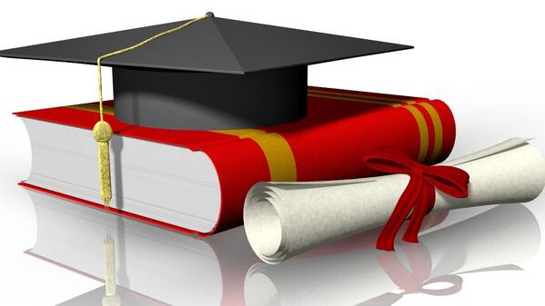 graduation hat on a degree 